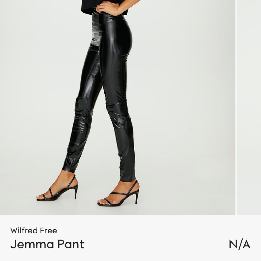 Aritzia Wilfred Free
Jemma Pant xxs   SOLD OUT
